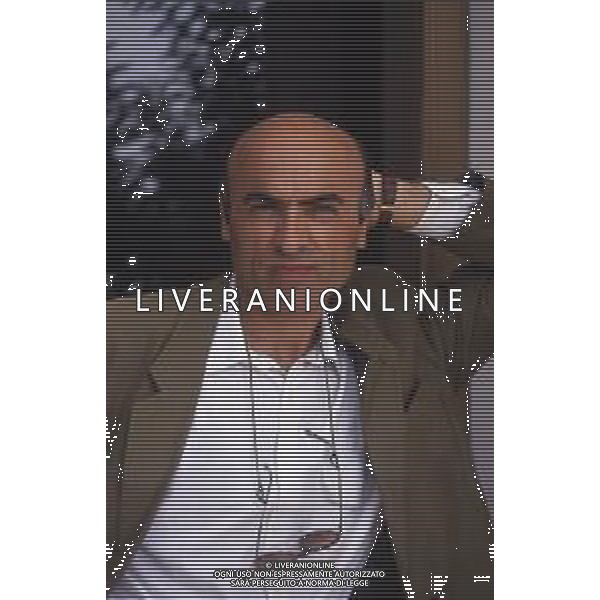 RETROSPETTIVA IVANO MARESCOTTI ATTORE E REGISTA TEATRALE NELLA FOTO IVANO MARESCOTTI IN SALA DI POSA NELL\'ANNO 2000 AG ALDO LIVERANI SAS