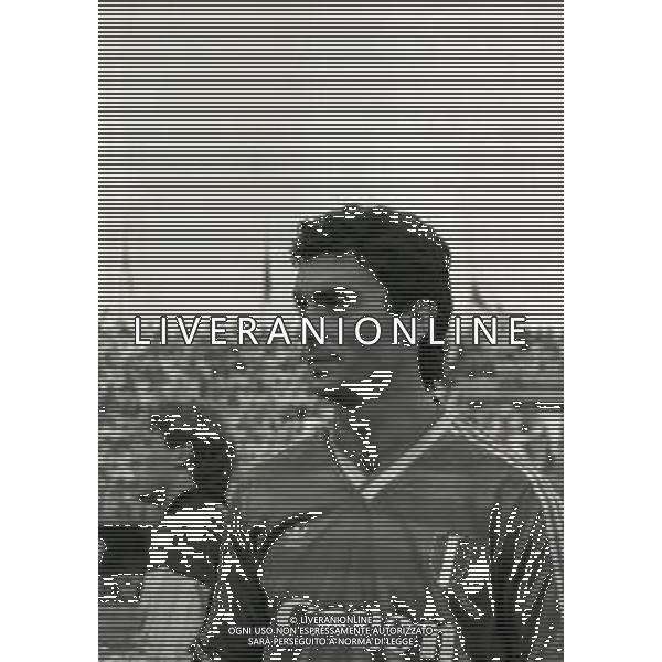 08-09-1985 VERONA CAMPIONATO DI CALCIO SERIE A VERONA -LECCE 2-2 NELLA FOTO LUIGI SACCHETTI AG ALDO LIVERANI SAS