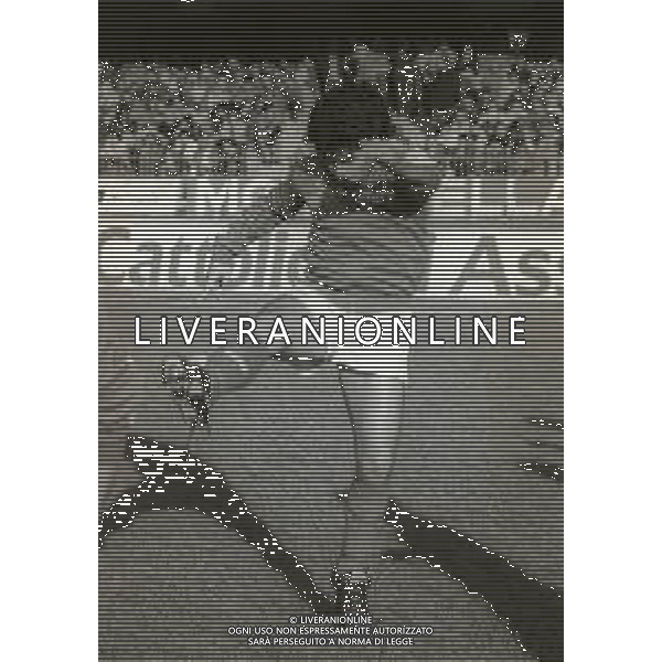 11-12-1988 VERONA CAMPIONATO DI CALCIO SERIE A VERONA-NAPOLI 0-1 NELLA FOTO DIEGO ARMANDO MARADONA AG ALDO LIVERANI SAS