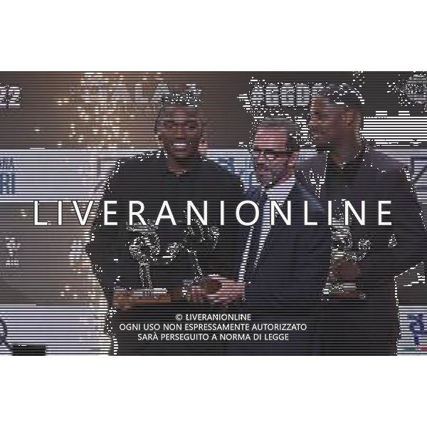 TVRG Rafael Leao (Milan) miglior giocatore stagione 2021-2022 Rho (MI) 17-10-2022 Gran Gala del Calcio 2022, l\'appuntamento organizzato dall\'AIC Associazione Italiana Calciatori e quest\'anno condotto da Federica Masolin e Raul Cremona nella location di Rho FieraMilano foto Roberto Garavaglia/ag. Aldo Liverani sas /AGENZIA ALDO LIVERANI SAS