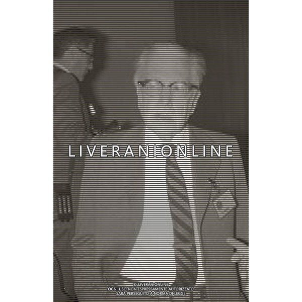 RETROSPETTIVA EMILIO GINO SEGRE\' FISICO E PREMIO NOBEL NELLA FOTO EMILIO GINO SEGRE\' A MILANO NELL\'ANNO 1980 AG ALDO LIVERANI SAS 