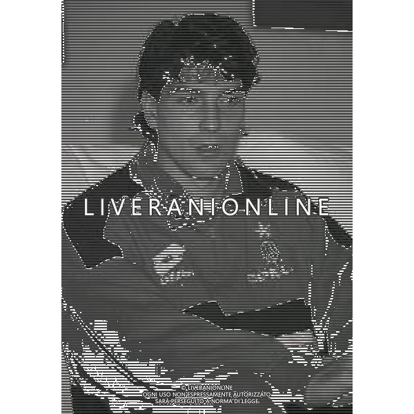 RETROSPETTIVA ALESSANDRO MELLI CALCIATORE NELLA FOTO ALESSANDRO MELLI AL MILAN CALCIO NELL\'ANNO 1994-1995 AG ALDO LIVERANI SAS 