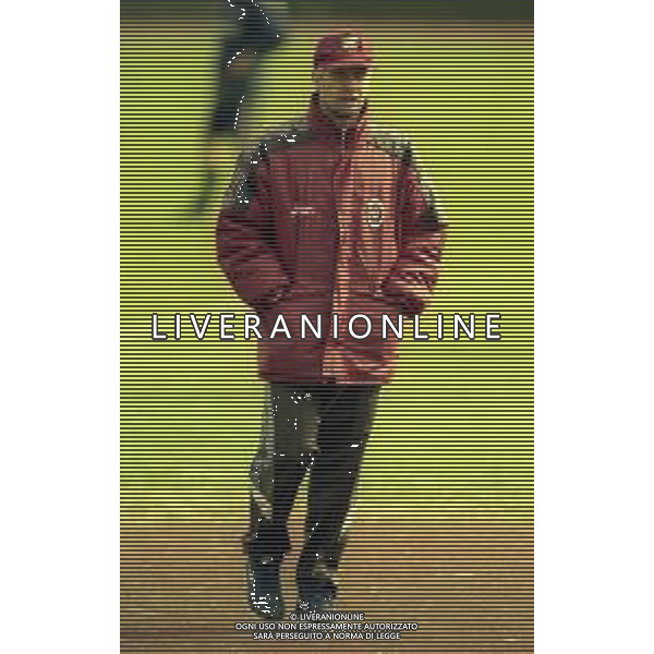 17-05-1998 ALZANO LOMBARDO-CAMPIONATO DI CALCIO SERIE C1 ALZANO VIRESCIT-LIVORNO 0-0 NELLA FOTO PAOLO STRINGARA ALLENATORE LIVORNO CALCIO AG ALDO LIVERANI SAS