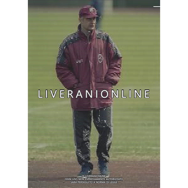 17-05-1998 ALZANO LOMBARDO-CAMPIONATO DI CALCIO SERIE C1 ALZANO VIRESCIT-LIVORNO 0-0 NELLA FOTO PAOLO STRINGARA ALLENATORE LIVORNO CALCIO AG ALDO LIVERANI SAS