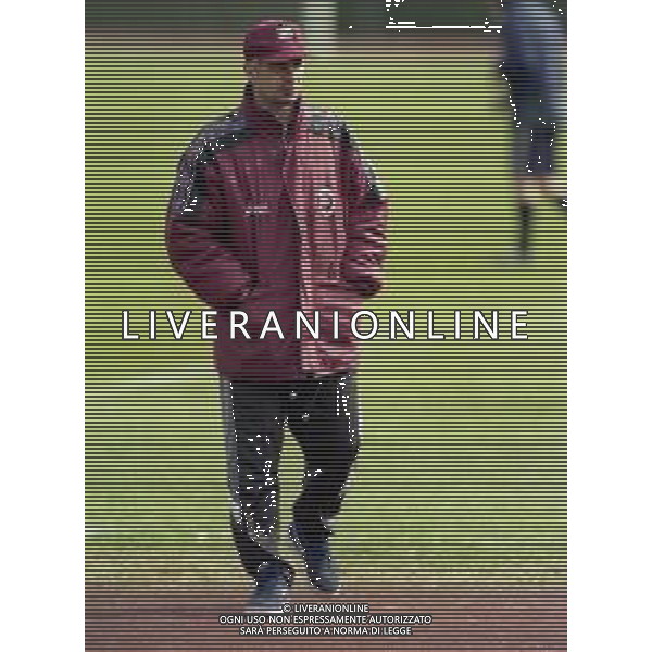 17-05-1998 ALZANO LOMBARDO-CAMPIONATO DI CALCIO SERIE C1 ALZANO VIRESCIT-LIVORNO 0-0 NELLA FOTO PAOLO STRINGARA ALLENATORE LIVORNO CALCIO AG ALDO LIVERANI SAS