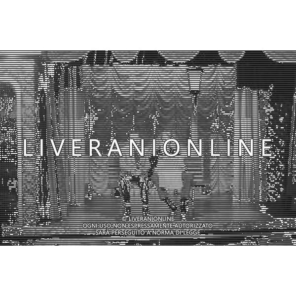 CARLO DAPPORTO ATTORE RETROSPETTIVA NELLA FOTO NEL PROGRAMMA TELEVISIVO A MILANO NELL\'ANNO 1980 ©Archivio Giovanni Liverani/ AG. ALDO LIVERANI SAS