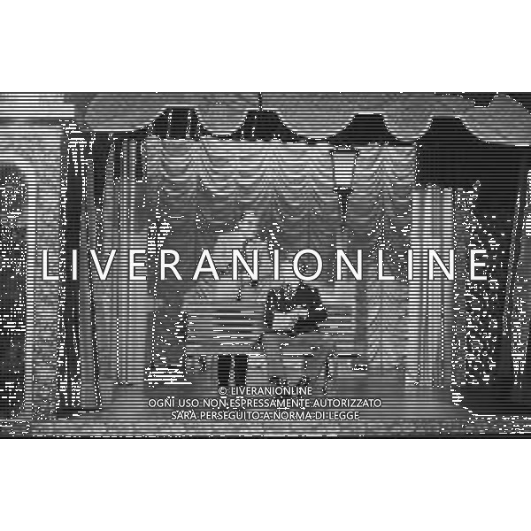 CARLO DAPPORTO ATTORE RETROSPETTIVA NELLA FOTO NEL PROGRAMMA TELEVISIVO A MILANO NELL\'ANNO 1980 ©Archivio Giovanni Liverani/ AG. ALDO LIVERANI SAS