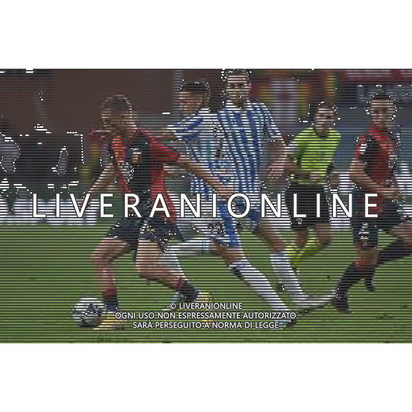 TVRG Albert Gudmundsson (Genoa) e Alessandro Murgia (Spal) Genoa vs Spal Genova 18-10-2022 Stadio Luigi Ferraris - Marassi Coppa Italia Frecciarossa - 16mi di finale foto Roberto Garavaglia/ag. Aldo Liverani sas / AG. ALDO LIVERANI SAS