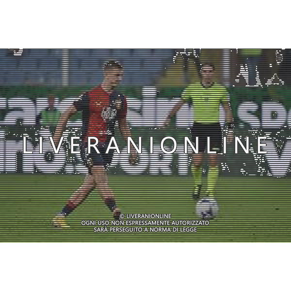 TVRG Albert Gudmundsson (Genoa) segna il gol dell\'1 a 0 su rigore Genoa vs Spal Genova 18-10-2022 Stadio Luigi Ferraris - Marassi Coppa Italia Frecciarossa - 16mi di finale foto Roberto Garavaglia/ag. Aldo Liverani sas / AG. ALDO LIVERANI SAS