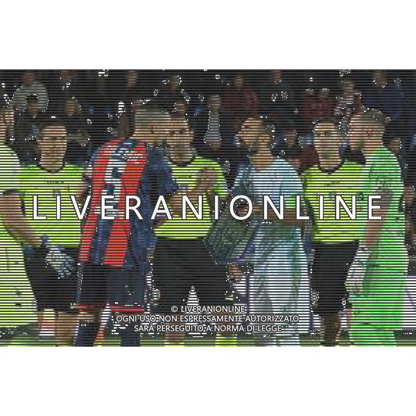 Crotone-Virtus Francavilla Lega Pro 2022-2023. 18 Ottobre, 2022 Stadio Ezio Scida, Crotone In foto: Saluti Riccardo Idda e Vladimir Golemic FOTO ANDREA ROSITO-AG ALIVERANI SAS