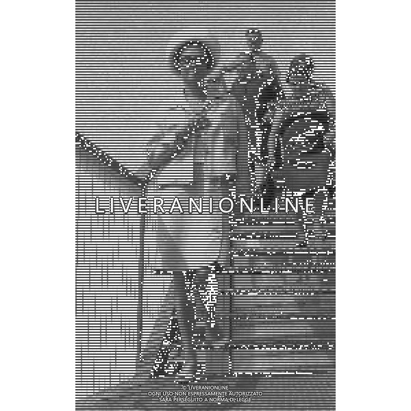RETROSPETTIVA NADIA TILLER ATTRICE NELLA FOTO NADJA TILLER A MILANO NELL\'ANNO 1966 A LINATE AG ALDO LIVERANI SAS