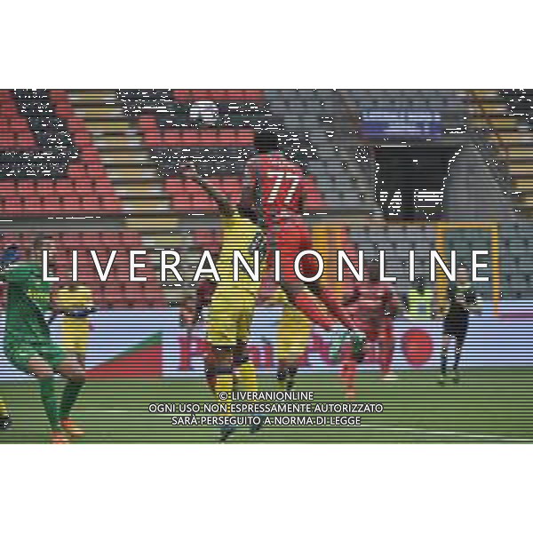 TVRG David Okereke (Cremonese) segna il gol dell\'1 a 0 Cremonese vs Modena Cremona 20-10-2022 Stadio Giovanni Zini Coppa Italia Frecciarossa - 16mi di finale foto Roberto Garavaglia/ag. Aldo Liverani sas / AGENZIA ALDO LIVERANI SAS