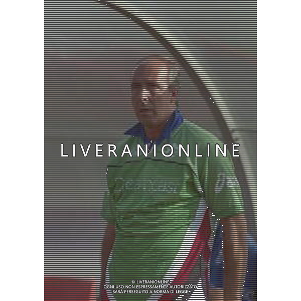 1999-2000 VAL DI FIEMME-PARTITA AMICHEVOLE SAMPDORIA CALCIO NELLA FOTO GIAN PIERO VENTURA ALLENATORE SAMPDORIA CALCIO AG ALDO LIVERANI SAS