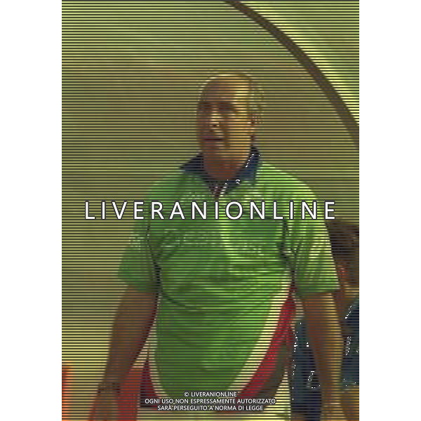 1999-2000 VAL DI FIEMME-PARTITA AMICHEVOLE SAMPDORIA CALCIO NELLA FOTO GIAN PIERO VENTURA ALLENATORE SAMPDORIA CALCIO AG ALDO LIVERANI SAS