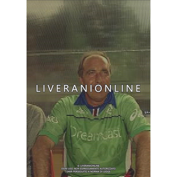 1999-2000 VAL DI FIEMME-PARTITA AMICHEVOLE SAMPDORIA CALCIO NELLA FOTO GIAN PIERO VENTURA ALLENATORE SAMPDORIA CALCIO AG ALDO LIVERANI SAS