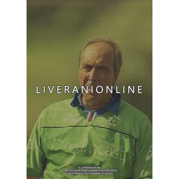 1999-2000 VAL DI FIEMME-PARTITA AMICHEVOLE SAMPDORIA CALCIO NELLA FOTO GIAN PIERO VENTURA ALLENATORE SAMPDORIA CALCIO AG ALDO LIVERANI SAS