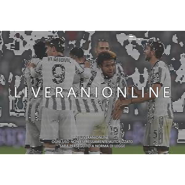 Torino 21.10.2022 Allianz Stadium ©Manuela Viganti/Agenzia Aldo Liverani Juventus vs Empoli Campionato Calcio Serie A TIM 2022/2023 11a giornata Nella foto: esultanza juventus dopo il gol di weston mckennie / AGENZIA ALDO LIVERANI SAS