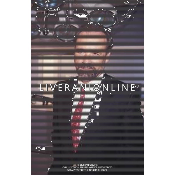 RETROSPETTIVA ANTONIO RICCI AUTORE TELEVISIVO NELLA FOTO ANTONIO RICCI NELLA TRASMISSIONE “ODIENS“ AG ALDO LIVERANI SAS 