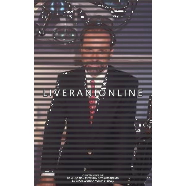 RETROSPETTIVA ANTONIO RICCI AUTORE TELEVISIVO NELLA FOTO ANTONIO RICCI NELLA TRASMISSIONE “ODIENS“ AG ALDO LIVERANI SAS 
