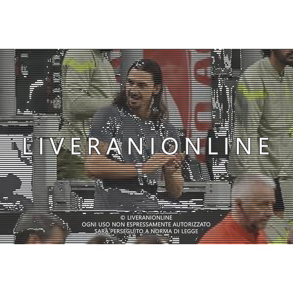 Zlatan Ibrahimovic (Milan) esulta dopo il gol del 3 a 0 segnato da Divock Origi (Milan) Milan vs Monza Milano 22-10-2022 Stadio Giuseppe Meazza - San Siro Campionato Serie A TIM - 11a giornata foto Roberto Garavaglia/ag. Aldo Liverani sas / AGENZIA ALDO LIVERANI SAS