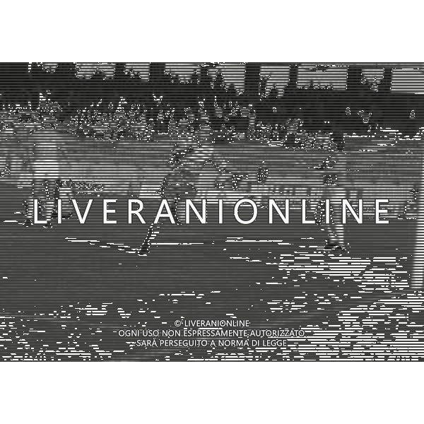 16-10-1988 MONZA CAMPIONATO DI CALCIO SERIE B MONZA-BRESCIA 2-0 NELLA FOTO DOPO GOAL GIOVANNI STROPPA AG ALDO LIVERANI SAS