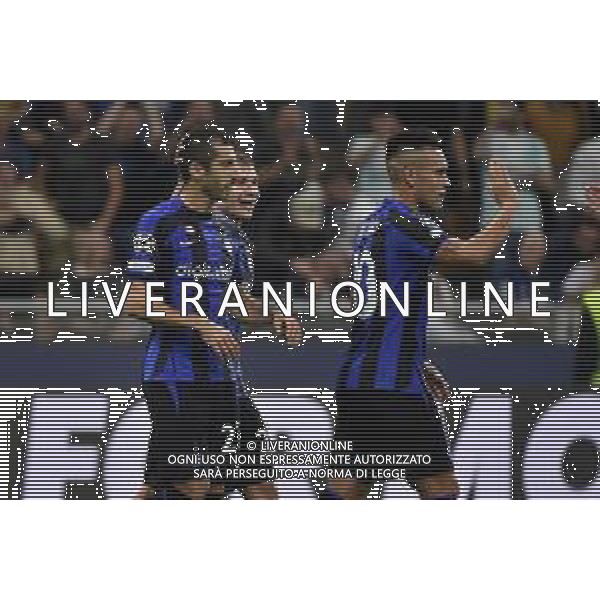 esultanza Inter dopo il gol dell\'1 a 0 Henrikh Mkhitaryan Inter vs Viktoria Plzen Milano 26-10-2022 Stadio Giuseppe Meazza - San Siro UEFA Champions League fase a gironi gruppo C - 5a giornata foto Roberto Garavaglia/ag. Aldo Liverani sas /AGENZIA ALDO LIVERANI SAS
