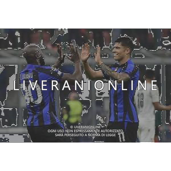 Romelu Lukaku (Inter) e Joaquin Correa (Inter) esultano dopo il gol del 4 a 0 Inter vs Viktoria Plzen Milano 26-10-2022 Stadio Giuseppe Meazza - San Siro UEFA Champions League fase a gironi gruppo C - 5a giornata foto Roberto Garavaglia/ag. Aldo Liverani sas /AGENZIA ALDO LIVERANI SAS