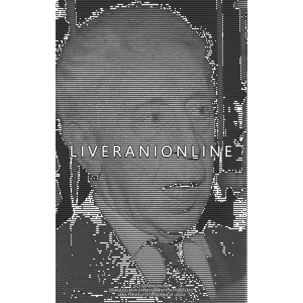 RETROSPETTIVA ARTHUR RUBINSTEIN PIANISTA NELLA FOTO ARTHUR RUBINSTEIN A CANNES NELL\'ANNO 1972 AG ALDO LIVERANI SAS
