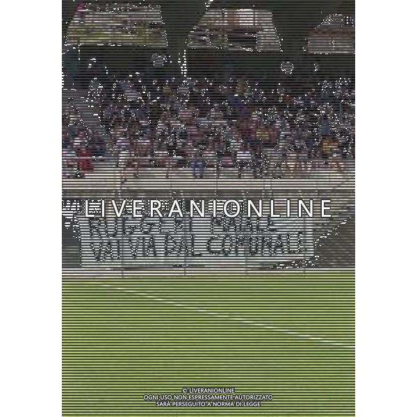 03-08-1999 ALZANO LOMBARDO-AMICHEVOLE ALZANO-ATALANTA NELLA FOTO STRISCIONI CON IL PRESIDENTE ATALANTA IVAN RUGGERI AG ALDO LIVERANI SAS