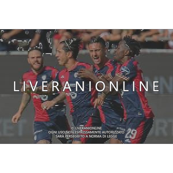 29-10-2022. Cagliari Calcio-Reggina C.S. 11° giornata serie BKT 2022/2023, stadio Unipol Domus Cagliari. Foto Salvatore Moi/Aldo Liverani s.a.s. Nella foto: Gol ed esultanza del Cagliari contro Reggina in casa, allo Stadio Unipol Domus di Cagliari. Segna: Gianluca Lapadula Cagliari ©MOI SALVATORE/AGENZIA ALDO LIVERANI SAS