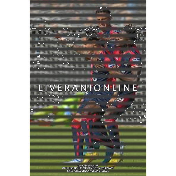 29-10-2022. Cagliari Calcio-Reggina C.S. 11° giornata serie BKT 2022/2023, stadio Unipol Domus Cagliari. Foto Salvatore Moi/Aldo Liverani s.a.s. Nella foto: Gol ed esultanza del Cagliari contro Reggina in casa, allo Stadio Unipol Domus di Cagliari. Segna: Gianluca Lapadula Cagliari ©MOI SALVATORE/AGENZIA ALDO LIVERANI SAS