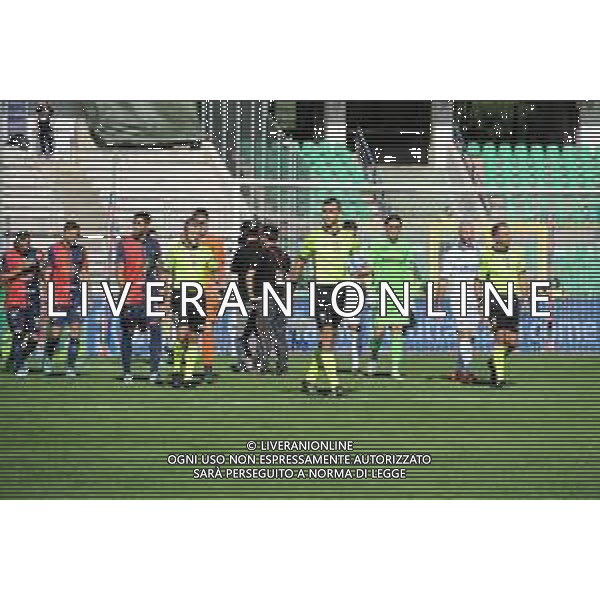 Cosenza vs Frosinone Serie B 2022-2023. Otctober 29, 2022 at Stadio San Vito-Marulla in Cosenza, Italy. In pic: arbitro Luca Zufferli ©Andrea Rosito/AGENZIA ALDO LIVERANI SAS