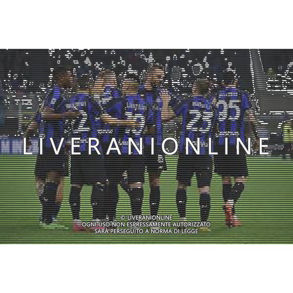 esultanza Inter dopo il gol del 2 a 0 Nicolo\' Barella Inter vs Sampdoria Milano 29-10-2022 Stadio Giuseppe Meazza - San Siro Campionato Serie A TIM - 12a giornata foto Roberto Garavaglia/ag. Aldo Liverani sas / AGENZIA ALDO LIVERANI SAS