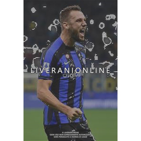 Stefan de Vrij (Inter) esulta dopo il gol dell\'1 a 0 Inter vs Sampdoria Milano 29-10-2022 Stadio Giuseppe Meazza - San Siro Campionato Serie A TIM - 12a giornata foto Roberto Garavaglia/ag. Aldo Liverani sas / AGENZIA ALDO LIVERANI SAS