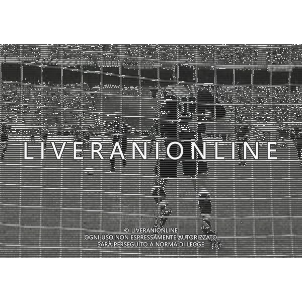 26-09-1993 MILANO CAMPIONATO DI CALCIO SERIE A INTER-PIACENZA 2-0 NELLA FOTO RIGORE DENNIS BERGKAMP AG ALDO LIVERANI SAS