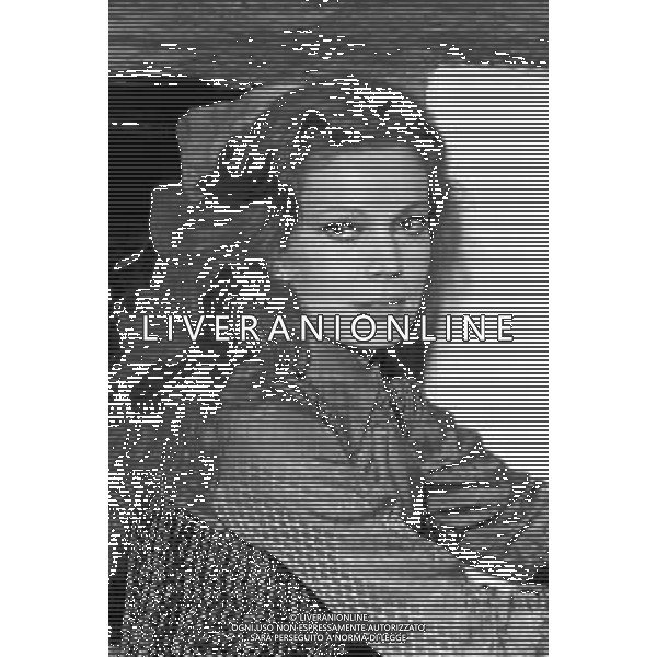 RETROSPETTIVA STEFANIA CAREDDU ATTRICE NELLA FOTO NELLA SUA ABITAZIONE A BERGAMO NOVEMBRE 1976 ©Archivio Giovanni Liverani/AGENZIA ALDO LIVERANI SAS