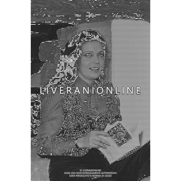 RETROSPETTIVA STEFANIA CAREDDU ATTRICE NELLA FOTO NELLA SUA ABITAZIONE A BERGAMO NOVEMBRE 1976 ©Archivio Giovanni Liverani/AGENZIA ALDO LIVERANI SAS