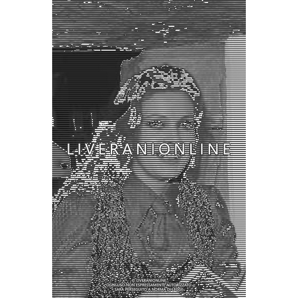 RETROSPETTIVA STEFANIA CAREDDU ATTRICE NELLA FOTO NELLA SUA ABITAZIONE A BERGAMO NOVEMBRE 1976 ©Archivio Giovanni Liverani/AGENZIA ALDO LIVERANI SAS