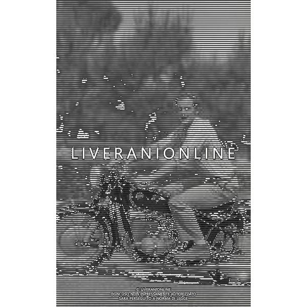 RETROSPETTIVA PHILIPPE LEROY ATTORE NELLA FOTO PHILIPPE LEROY A ROMA NELL\'ANNO 1967 AG ALDO LIVERANI SAS