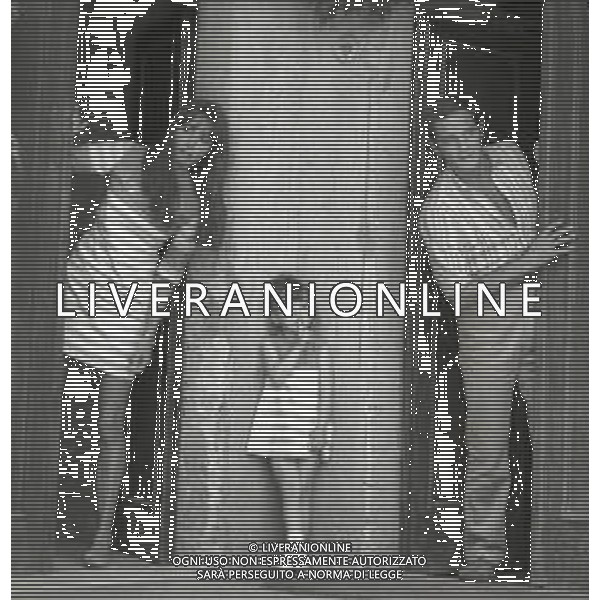 RETROSPETTIVA PHILIPPE LEROY ATTORE NELLA FOTO PHILIPPE LEROY CON FRANCOIS LAURENT E LA FIGLIA PHILIPPINE A ROMA NELL\'ANNO 1967 AG ALDO LIVERANI SAS