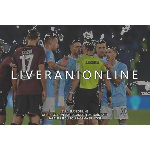 Lazio vs Salernitana Campionato Serie A TIM - 12 Giornata Stadio Olimpico - Roma 30-10-2022 nella foto Proteste Lazio con arbitro Manganiello ©Federico Gaetano / AGENZIA ALDO LIVERANI SAS