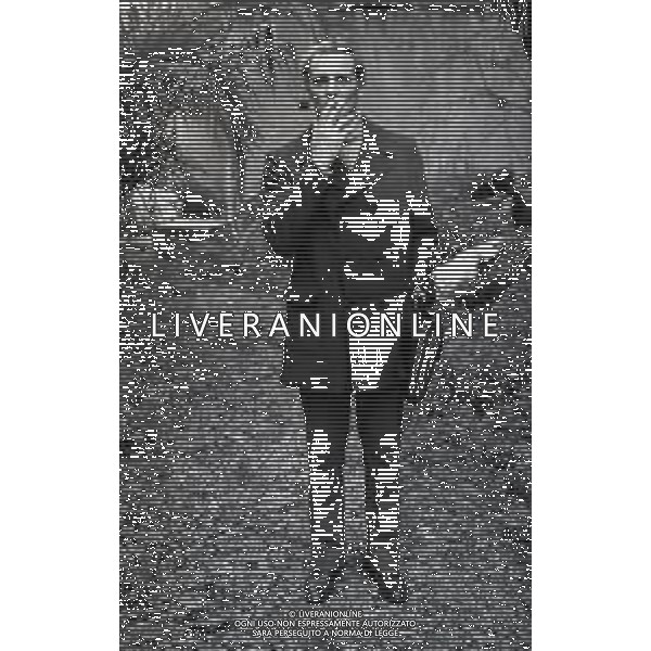 RETROSPETTIVA PHILIPPE LEROY ATTORE NELLA FOTO PHILIPPE LEROY A ROMA NELL\'ANNO 1968  AG ALDO LIVERANI SAS  