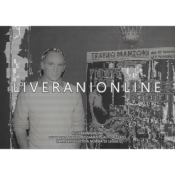 RETROSPETTIVA PHILIPPE LEROY ATTORE NELLA FOTO PHILIPPE LEROY A MILANO NELL\'ANNO 1978 AL TEATRO MANZONI “UN TRAM CHIAMATO DESIDERIO“ AG ALDO LIVERANI SAS