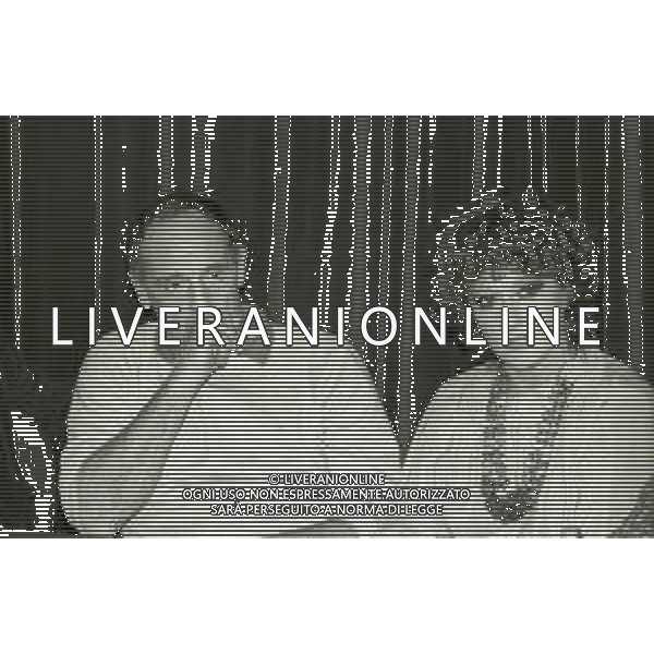RETROSPETTIVA PHILIPPE LEROY ATTORE NELLA FOTO PHILIPPE LEROY A MILANO NELL\'ANNO 1978 AL TEATRO MANZONI “UN TRAM CHIAMATO DESIDERIO“ CON FRANCESCA BENEDETTI AG ALDO LIVERANI SAS