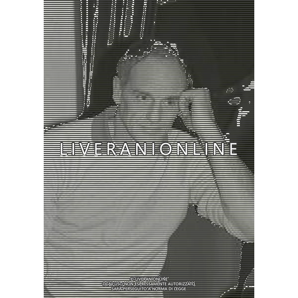 RETROSPETTIVA PHILIPPE LEROY ATTORE NELLA FOTO PHILIPPE LEROY A MILANO NELL\'ANNO 1978 AL TEATRO MANZONI “UN TRAM CHIAMATO DESIDERIO“ AG ALDO LIVERANI SAS