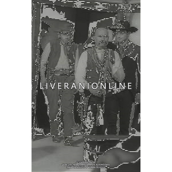 RETROSPETTIVA PHILIPPE LEROY ATTORE NELLA FOTO PHILIPPE LEROY SUL SET DEL FILM “YANKEE“ A ROMA NELL\'ANNO 1967 AG ALDO LIVERANI SAS 