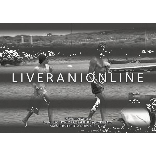 RETROSPETTIVA PHILIPPE LEROY ATTORE NELLA FOTO PHILIPPE LEROY A PORTO ROTONDO NELL\'ANNO 1973 CON EMMA BINI AG ALDO LIVERANI SAS