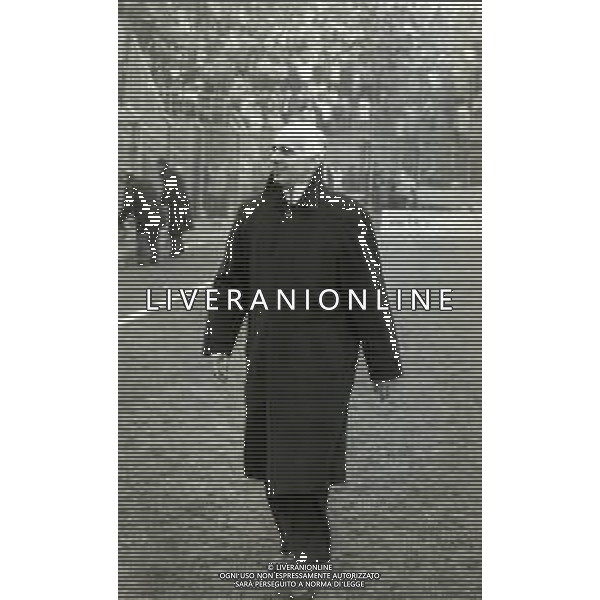 24-01-1990 BERGAMO COPPA ITALIA ATALANTA-MILAN 1-1 NELLA FOTO ARRIGO SACCHI ALLENATORE MILAN AG ALDO LIVERANI SAS