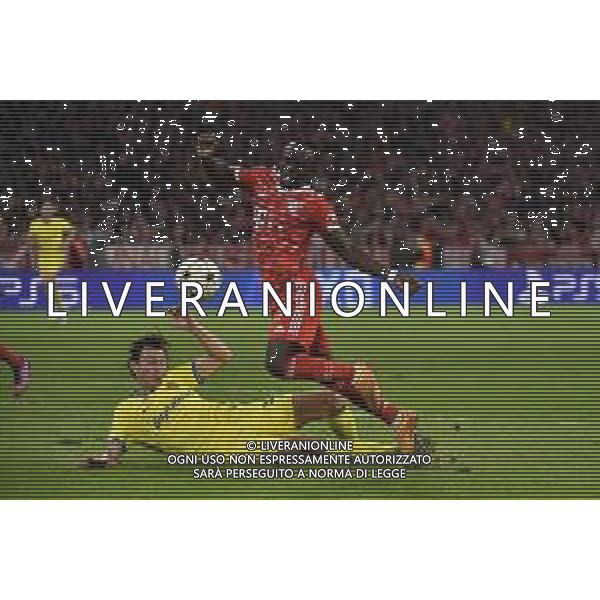 Sadio Mane\' (Bayern Monaco) e Matteo Darmian (Inter) Bayern Monaco vs Inter Monaco di Baviera (GER) 01-11-2022 Allianz Arena UEFA Champions League fase a gironi gruppo C - 6a giornata foto Roberto Garavaglia/ag. Aldo Liverani sas / AGENZIA ALDO LIVERANI SAS