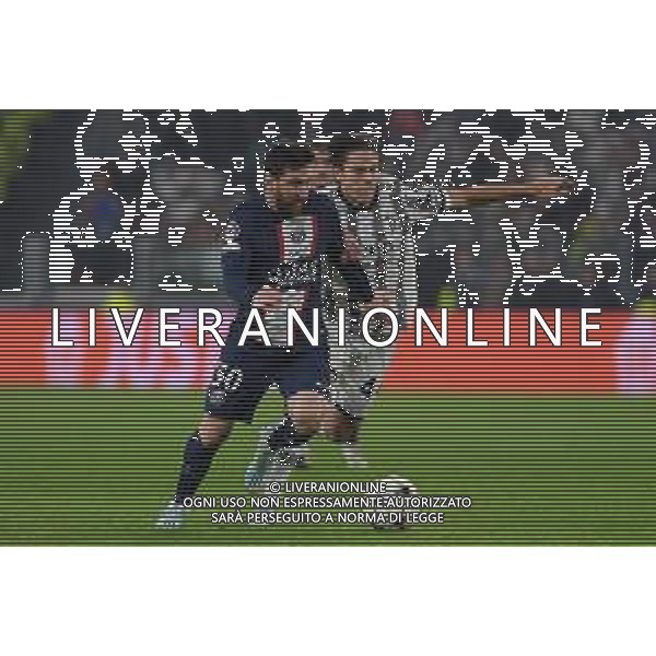 Torino 02.11.2022 Stadio Allianz Stadium ©Manuela Viganti/Agenzia Aldo Liverani Juventus vs Paris Saint Germain Champions League 2022/2023 Gruppo H Giornata 6 di 6 Nella foto: lionel messi e nicolo\' fagioli / AGENZIA ALDO LIVERANI SAS